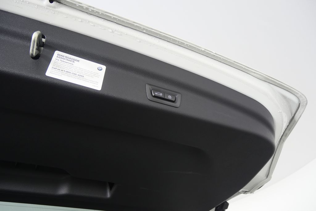 Thumbnail: 2023 BMW X1 - 17