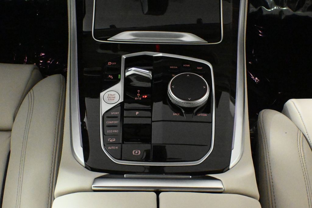 2025 BMW X5 xDrive40i 24