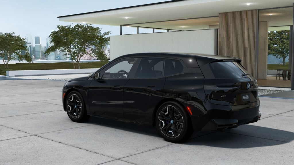 2025 BMW iX M60 29