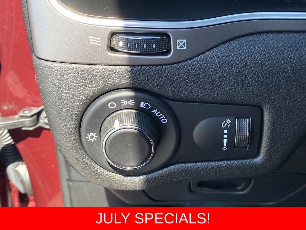 Used 2021 Jeep Cherokee SUV