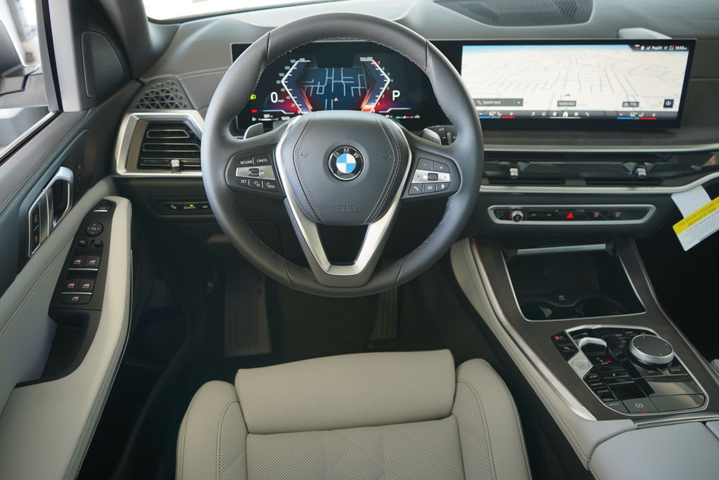 Thumbnail: 2026 BMW X5 - 15