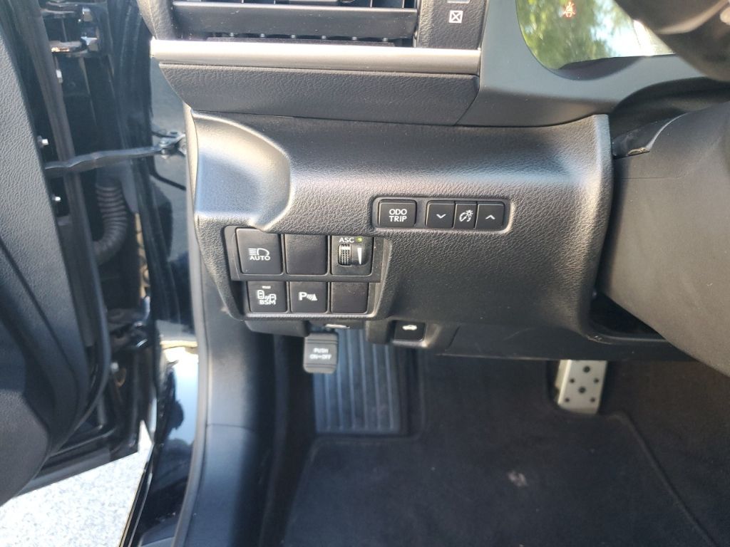 Used Car 2019 Lexus Is  300 For Sale Under $30,000 In Austin, Texas