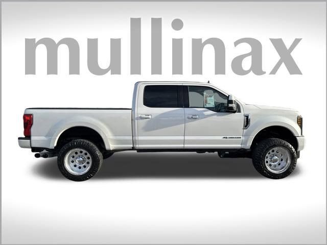 Used 2019 Ford F-250 Super Duty Lariat with VIN 1FT7W2BT5KEF77337 for sale in Lake Park, FL