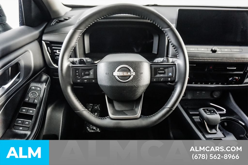Used 2026 Black Nissan SL image 24