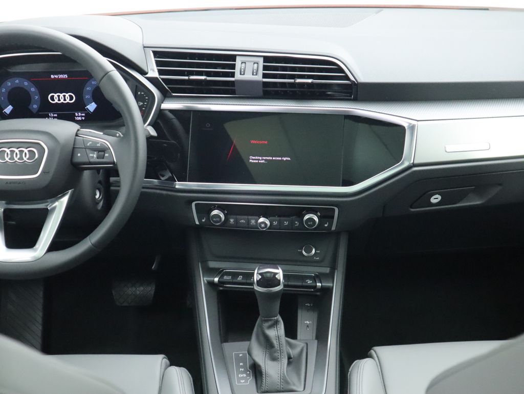 Thumbnail: 2025 Audi Q3 - 15