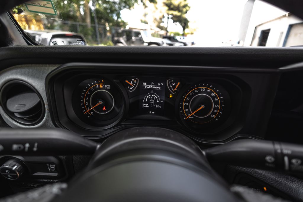 2026 Jeep Gladiator Sport S thumbnail 13