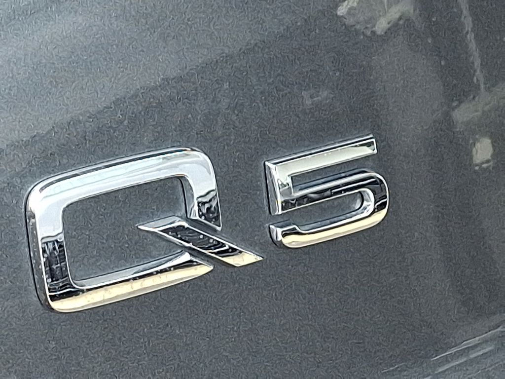 Thumbnail: 2021 Audi Q5 - 30