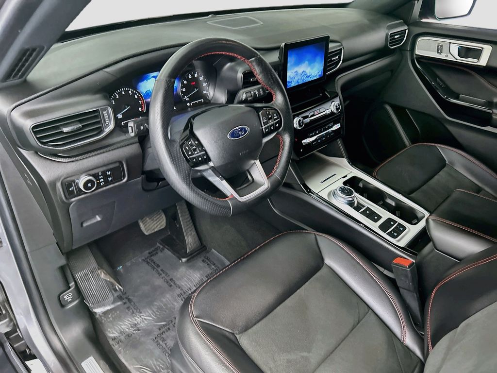 Thumbnail: 2023 Ford Explorer - 9