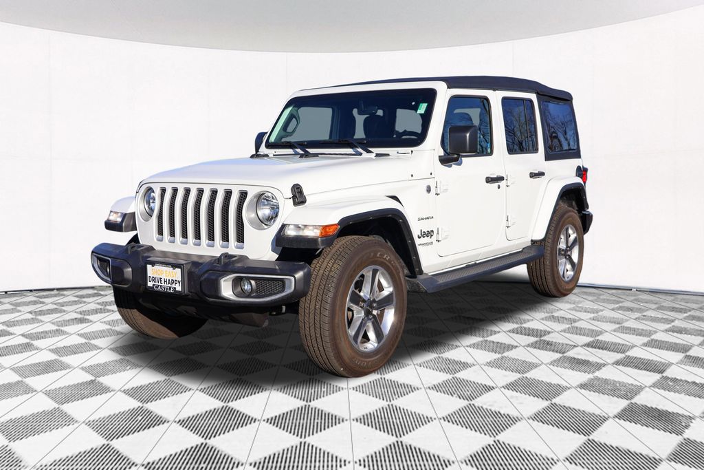 2022 Jeep Wrangler Unlimited Sahara 12