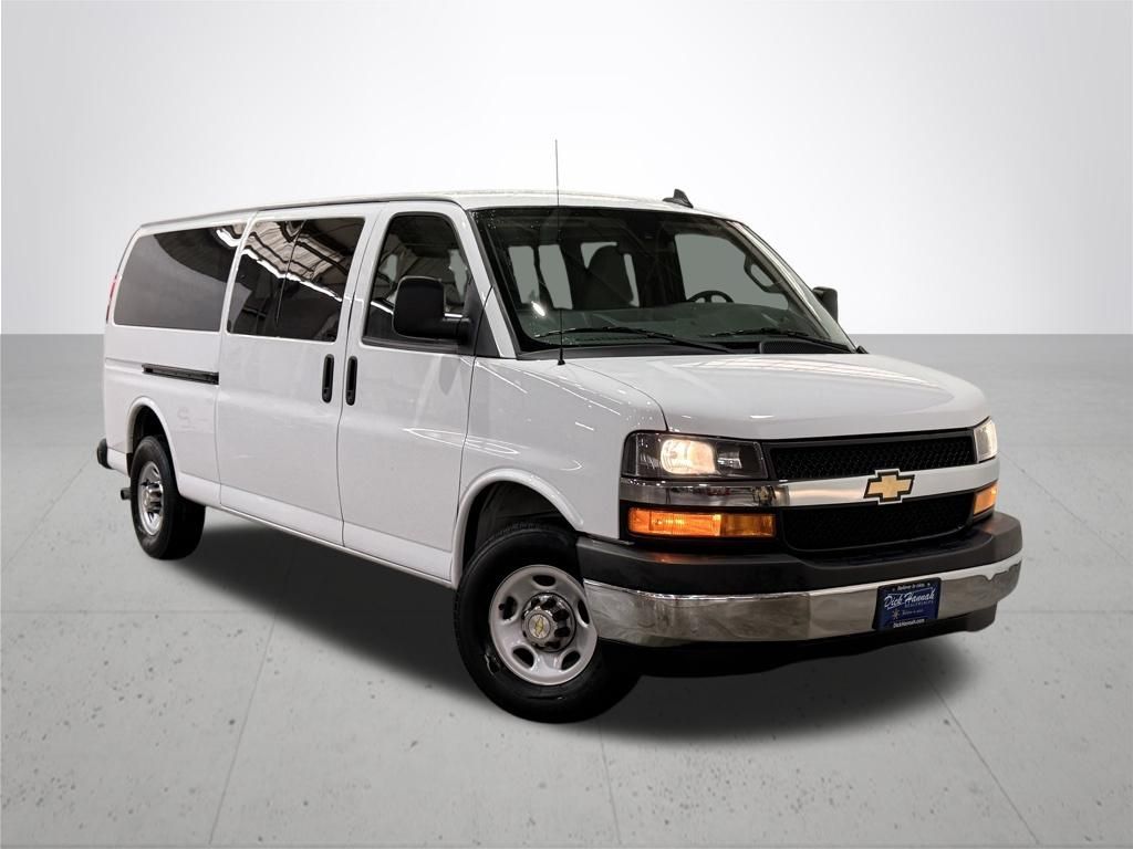 2024 Chevrolet Express 3500 LT