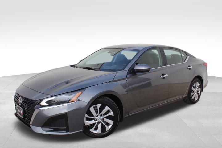 Used Car 2023 Nissan Altima  2.5 S For Sale Under $20,000 In Georgetown, Texas