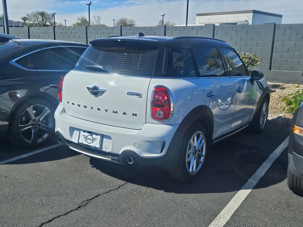 Thumbnail: 2015 MINI Cooper Countryman - 4