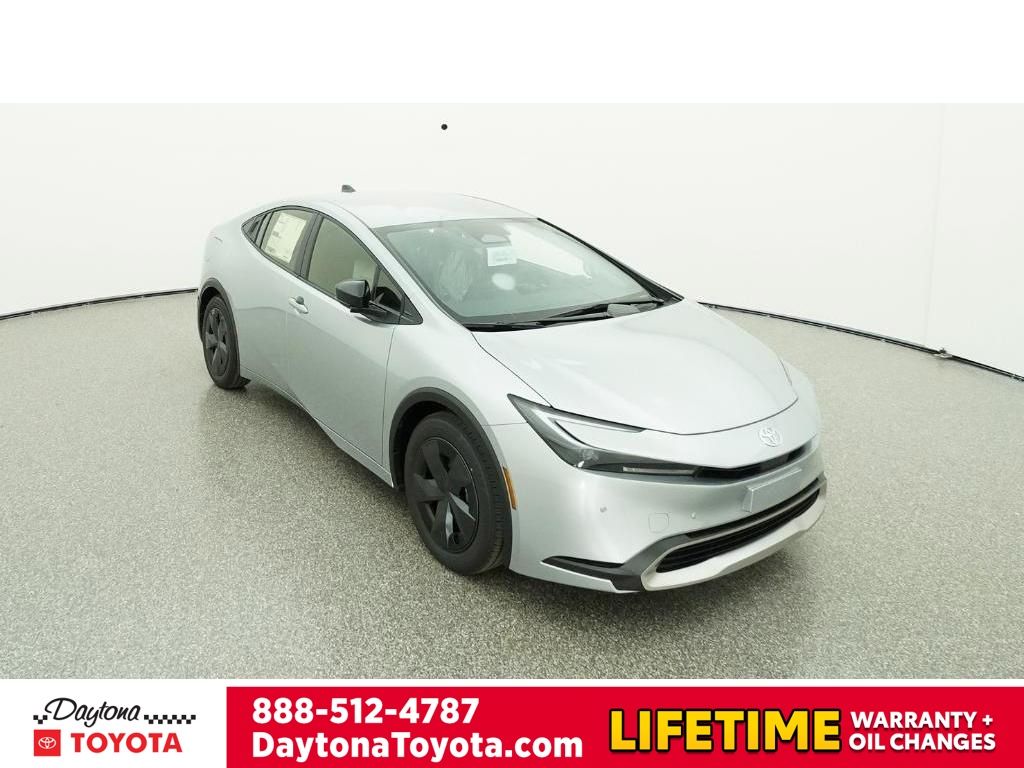 2026 Toyota Prius Plug-in Hybrid SE - Photo 13