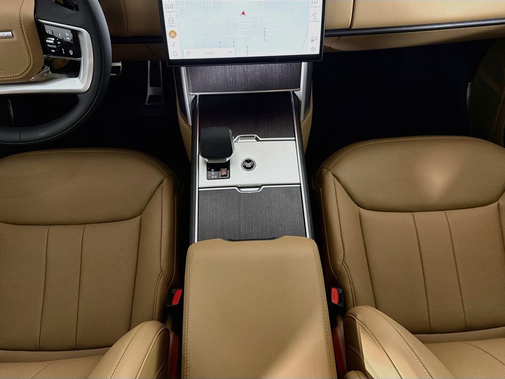 Thumbnail: 2026 Land Rover Range Rover - 18