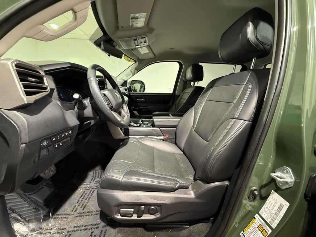 Thumbnail: 2023 Toyota Tundra - 12