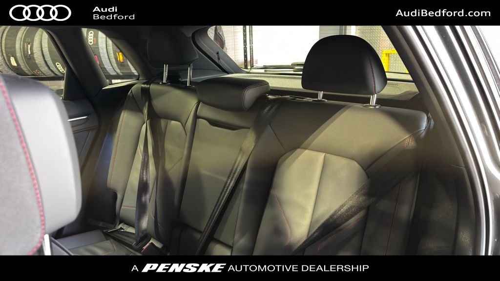 Thumbnail: 2025 Audi Q3 - 21