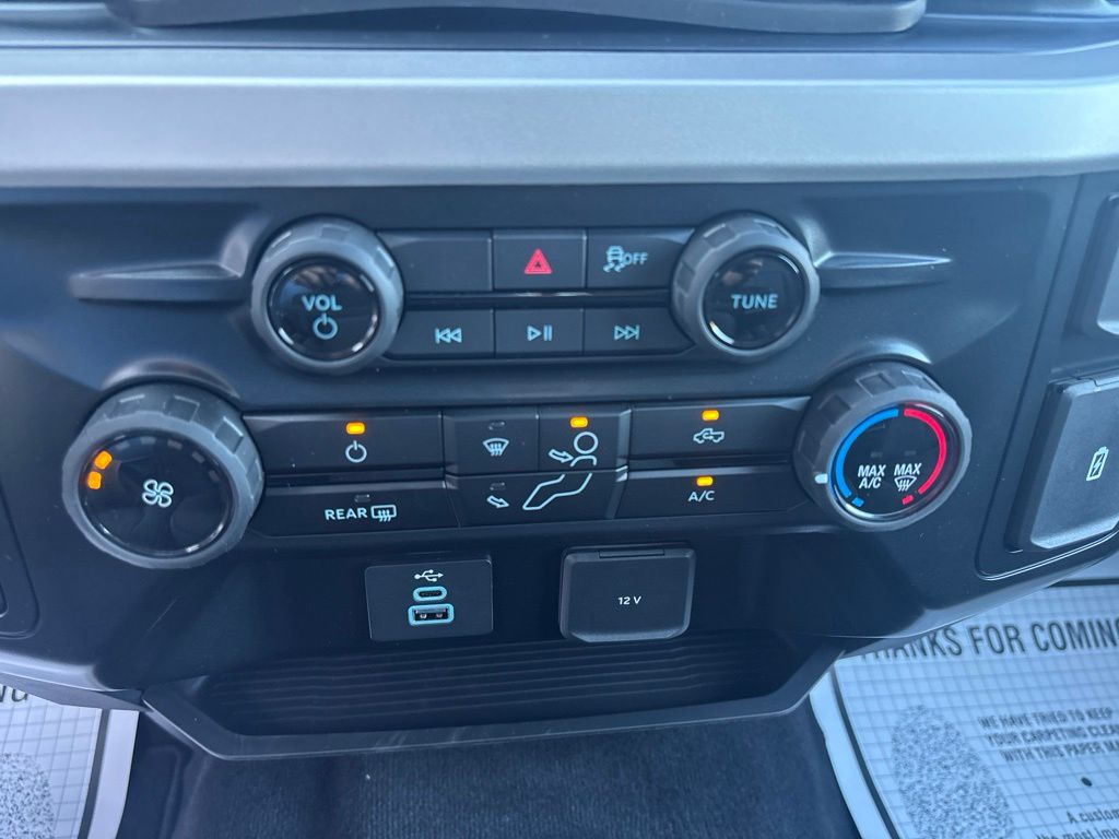 FordF-250SD29