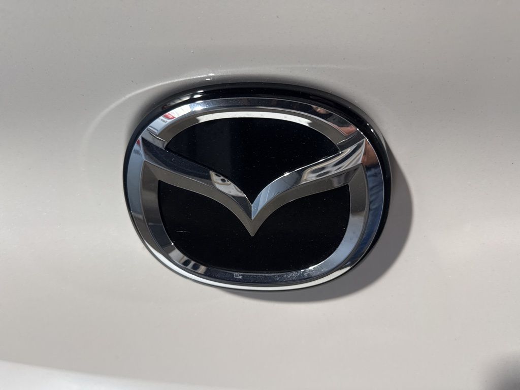 Thumbnail: 2025 Mazda Mazda3 - 18