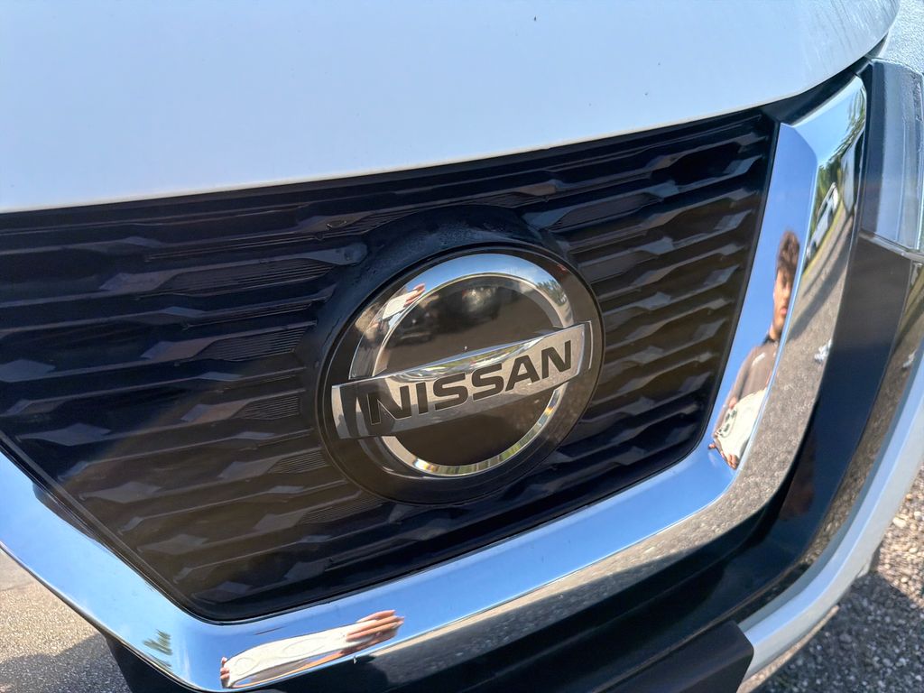 Used 2018 Nissan Rogue SV 4D Sport Utility
