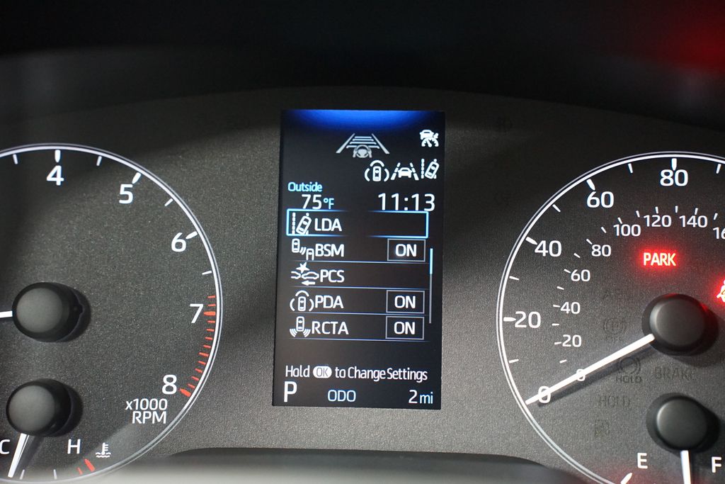 2025 Toyota Corolla Cross LE 16