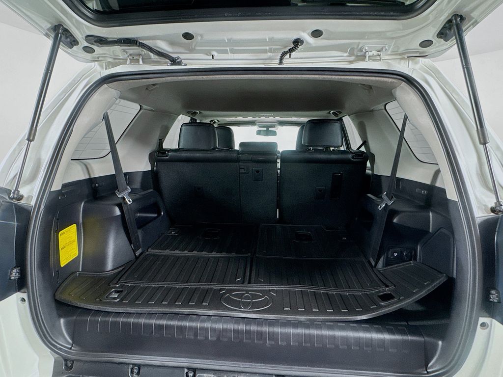 2017 Toyota 4Runner Limited photo