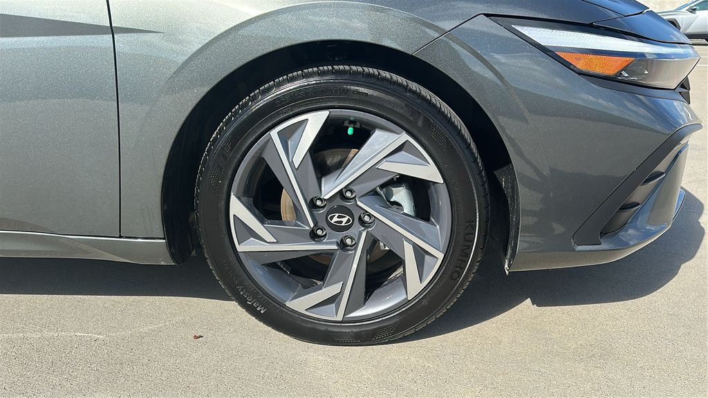 2025 Hyundai Elantra SEL Sport Gray at Classic Elite Chevrolet Sugar Land