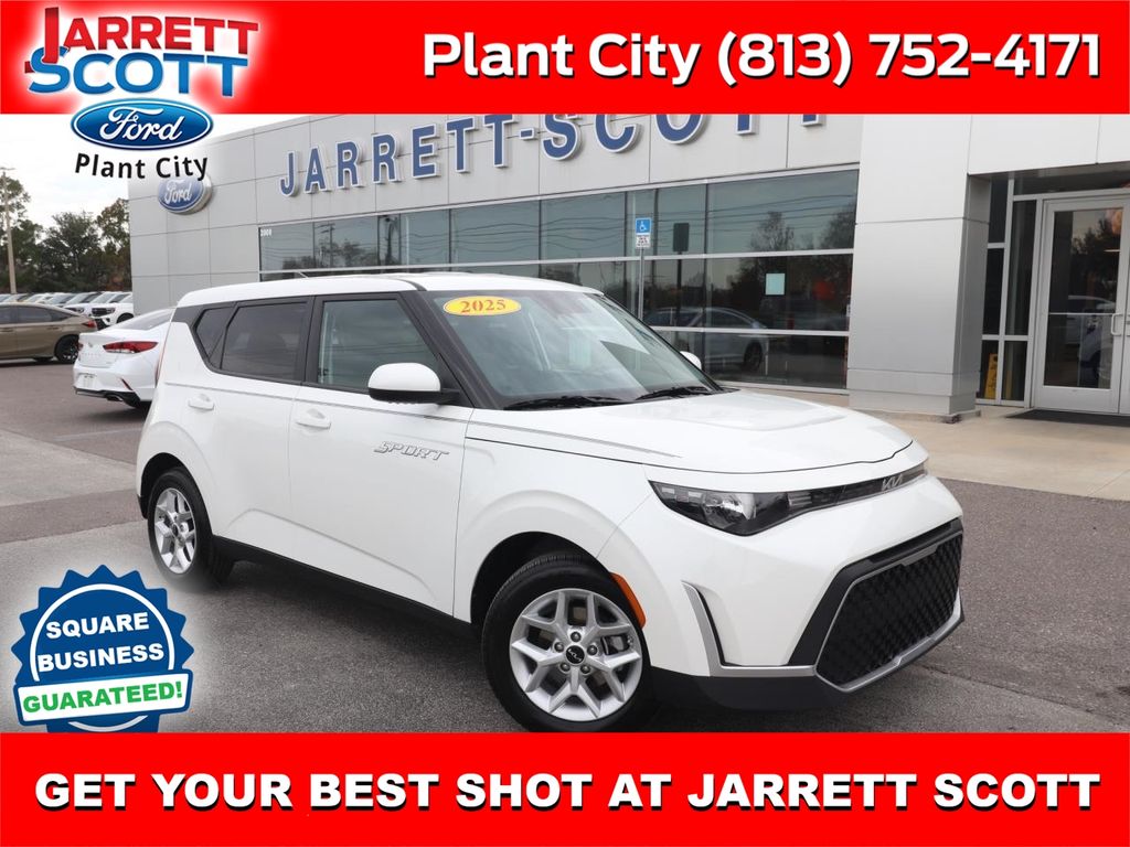 2025 Kia Soul LX FWD