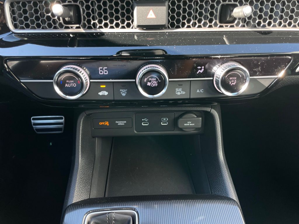 2025 Honda Civic Sport 17