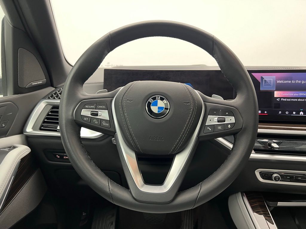 Thumbnail: 2025 BMW X5 - 17