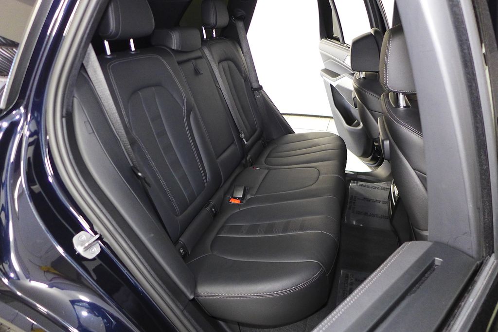 Thumbnail: 2022 BMW X5 - 19