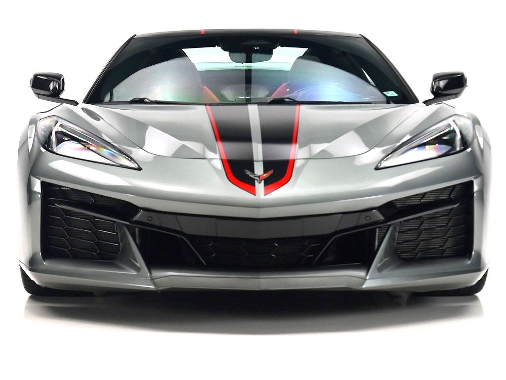 Used 2024 Gray Chevrolet Z06 image 28