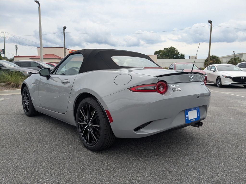 2025 Mazda MX-5 Miata Grand Touring