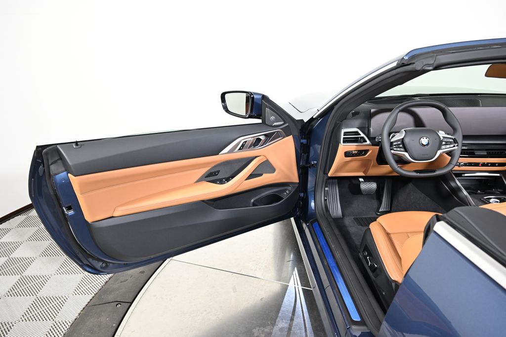 Thumbnail: 2026 BMW 4 Series - 28