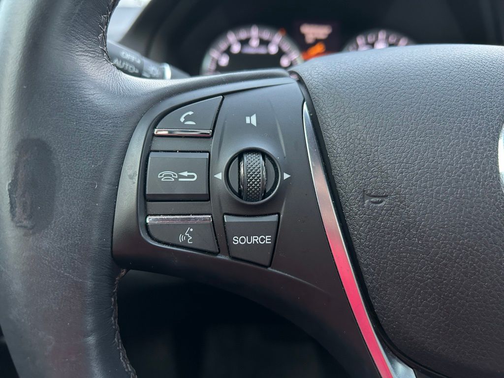 Thumbnail: 2015 Acura TLX - 21