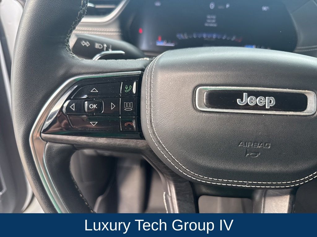 2022 Jeep Grand Cherokee L Overland 4x2