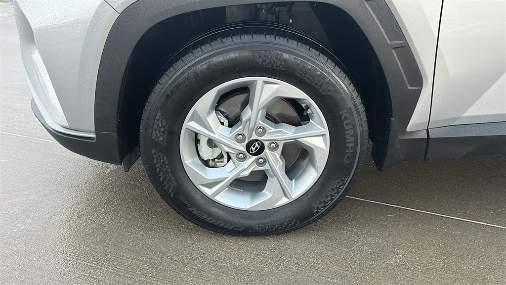 2023 Hyundai Tucson SEL Silver at Community Toyota