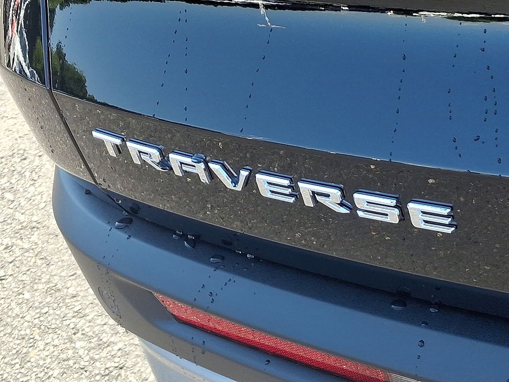 Thumbnail: 2027 Chevrolet Traverse - 11
