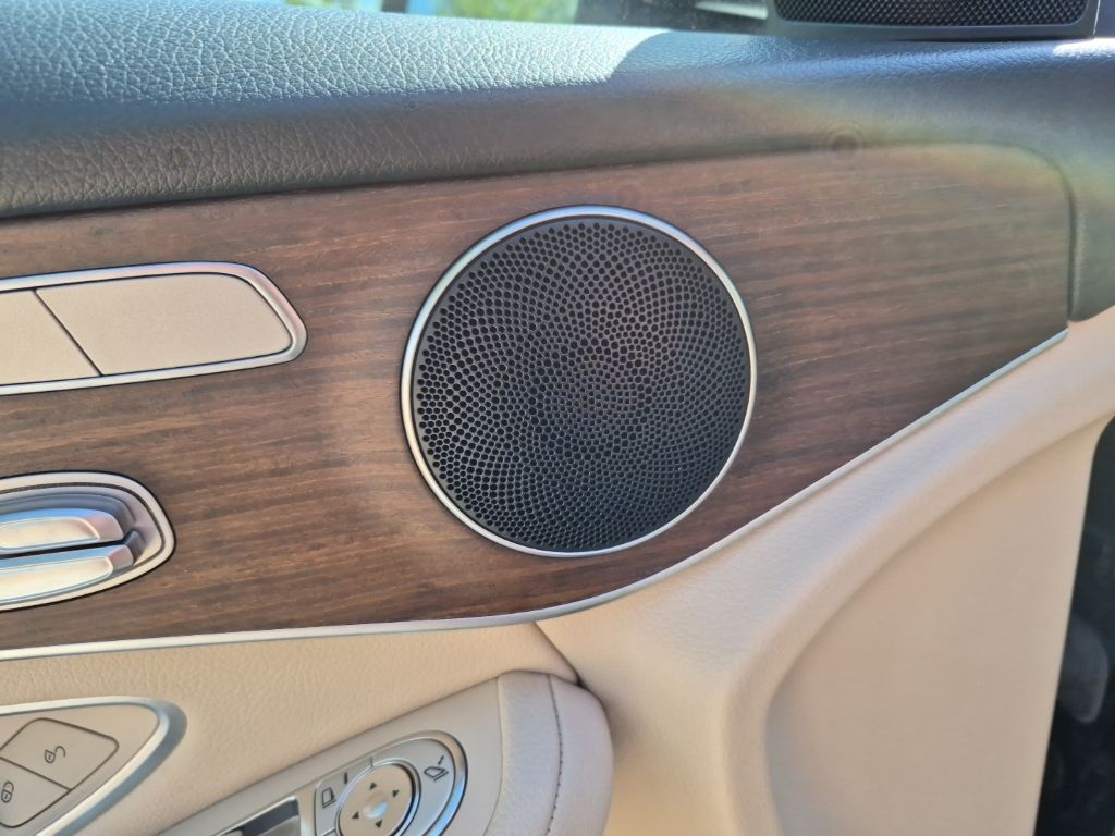 Used Car 2022 Mercedes-benz Glc  Glc 300 For Sale Under $35,000 In Austin, Texas