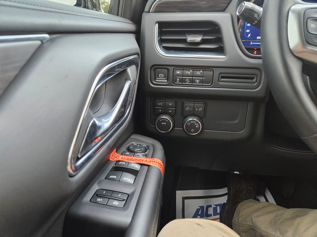 Used 2024 Chevrolet Suburban SUV