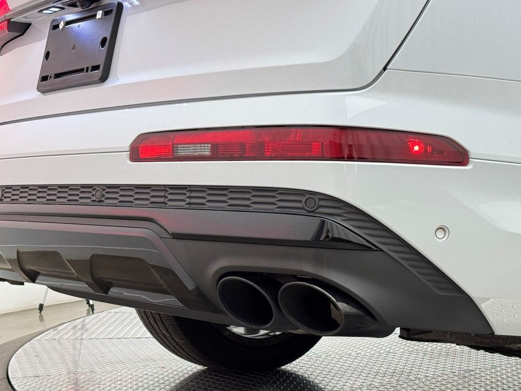 2023 Audi SQ7 Premium Plus 15