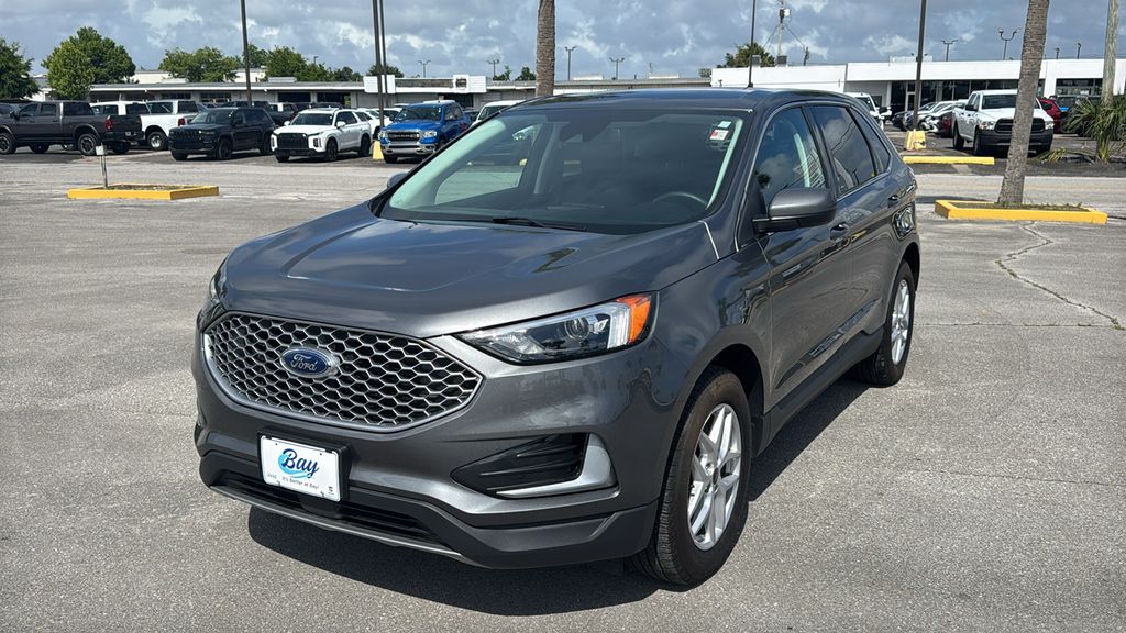 2024 Ford Edge's photo
