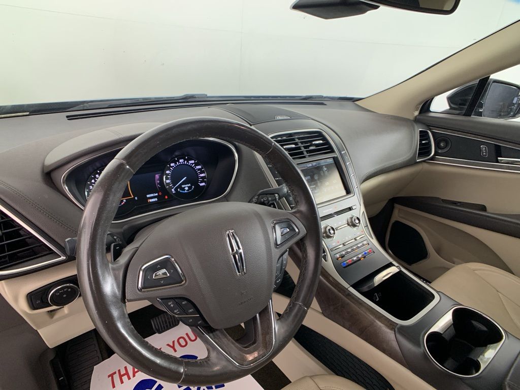 2016 Lincoln MKX Reserve 37