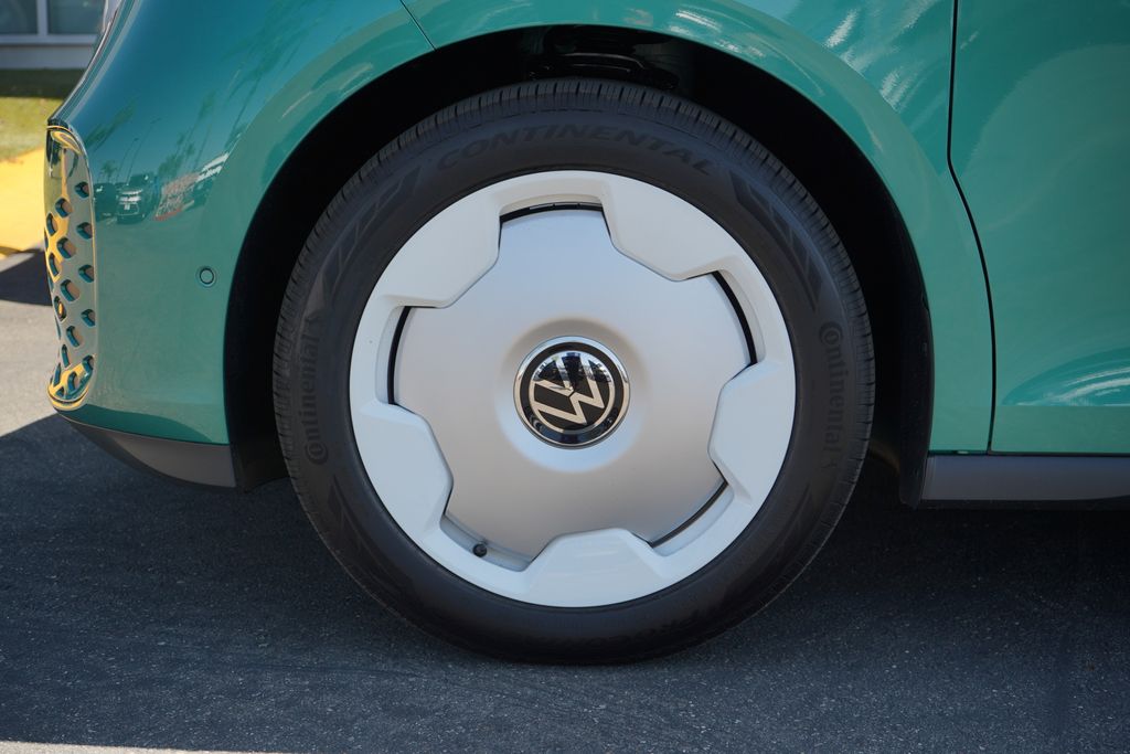 Thumbnail: 2025 Volkswagen ID.Buzz - 2