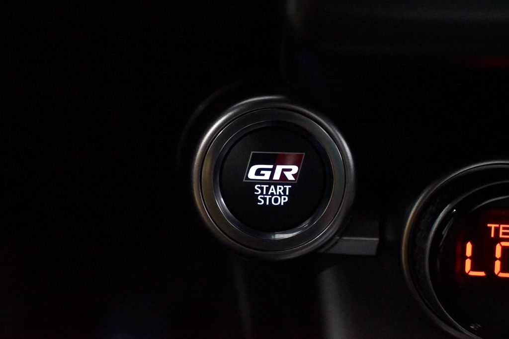 Thumbnail: 2026 Toyota GR86 - 21