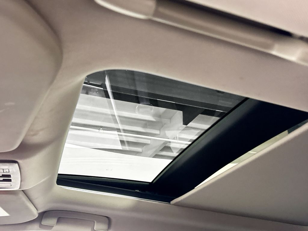 2024 Mitsubishi Outlander PHEV SE Ralliart