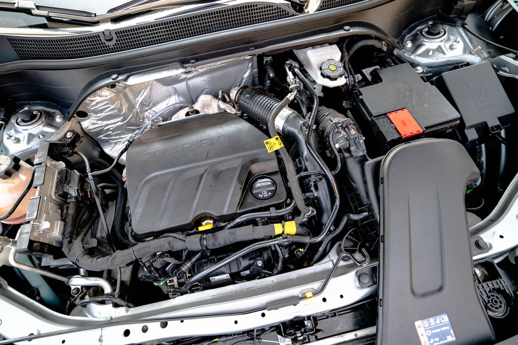 Used 2024 Chevrolet Trax SUV