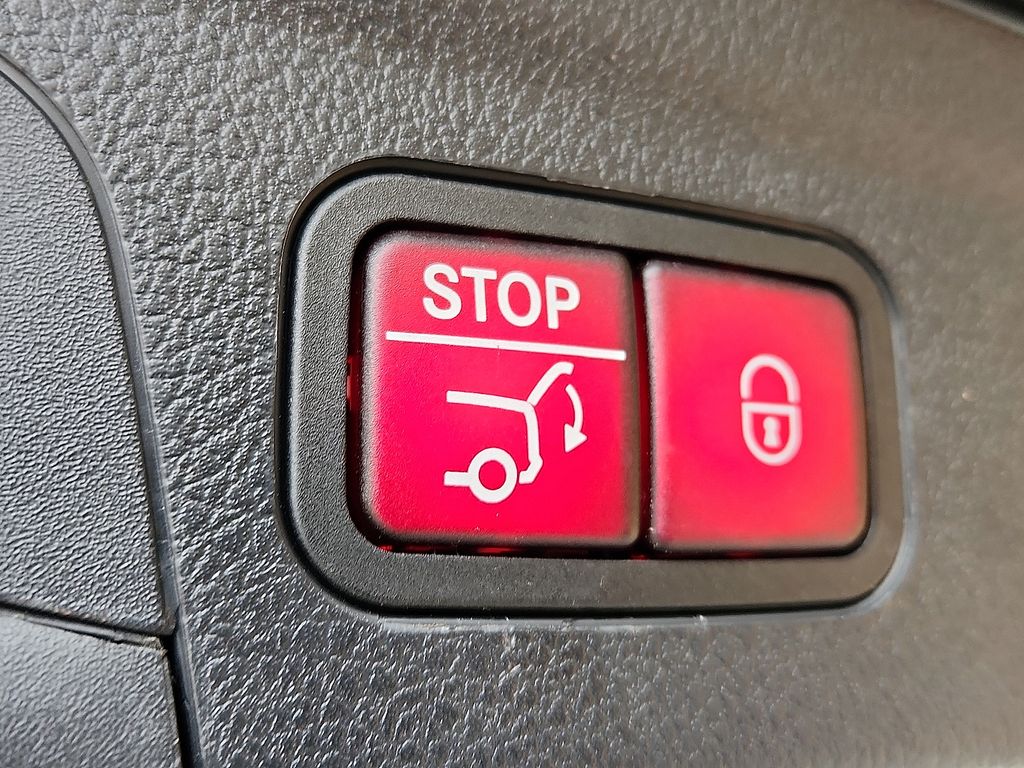 Thumbnail: 2024 Mercedes-Benz GLE - 29