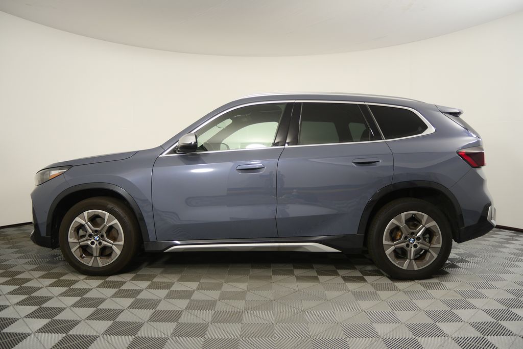 Thumbnail: 2023 BMW X1 - 6
