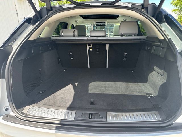 Used 2025 Land rover Range Rover Velar SUV