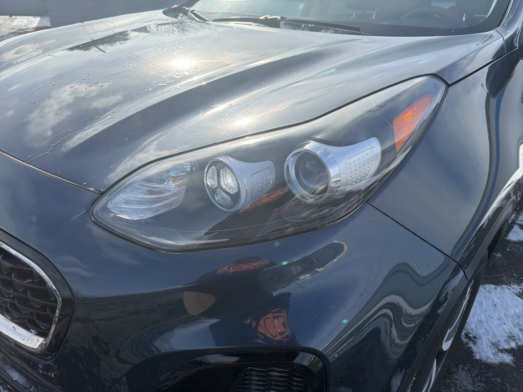 Thumbnail: 2020 Kia Sportage - 9